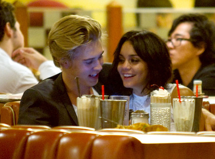 Vanessa Hudgens Vanessa Hudgens